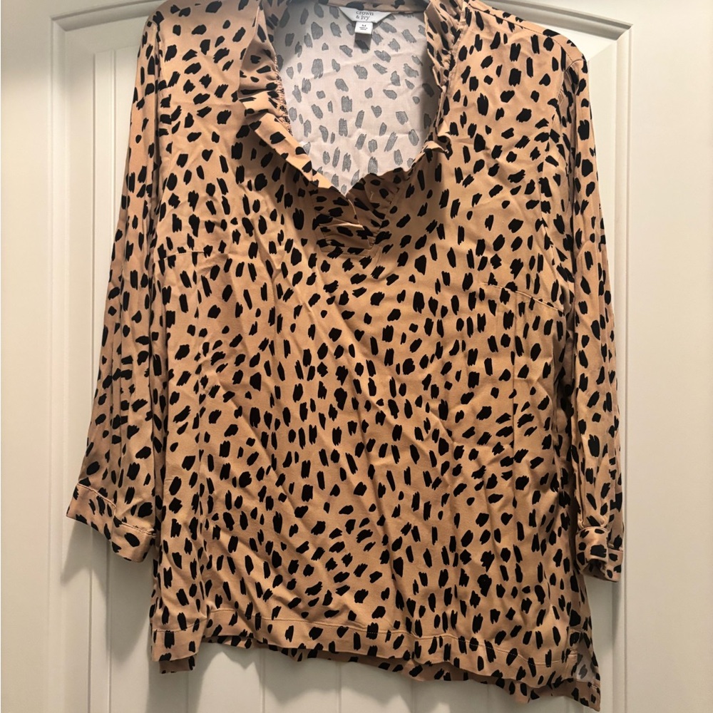 Crown and Ivy M Tan and Cream Relaxed Ruffled Blouse